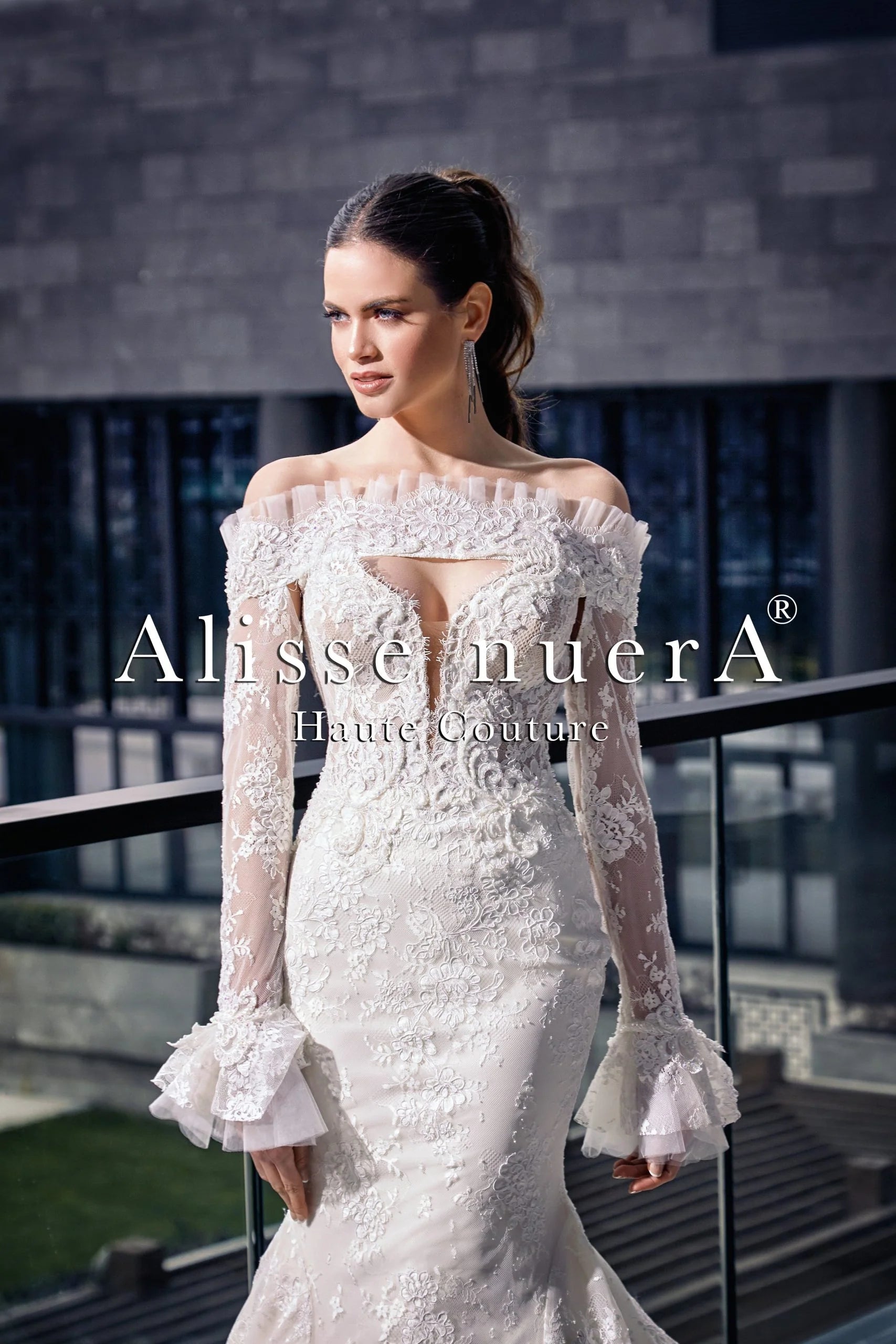 Sweetheart Convertible Lace Wedding Gown with Lace Bridal Cover Up Bolero Sweetheart Convertible Lace Wedding Gown with Lace Bridal Cover Up Bolero