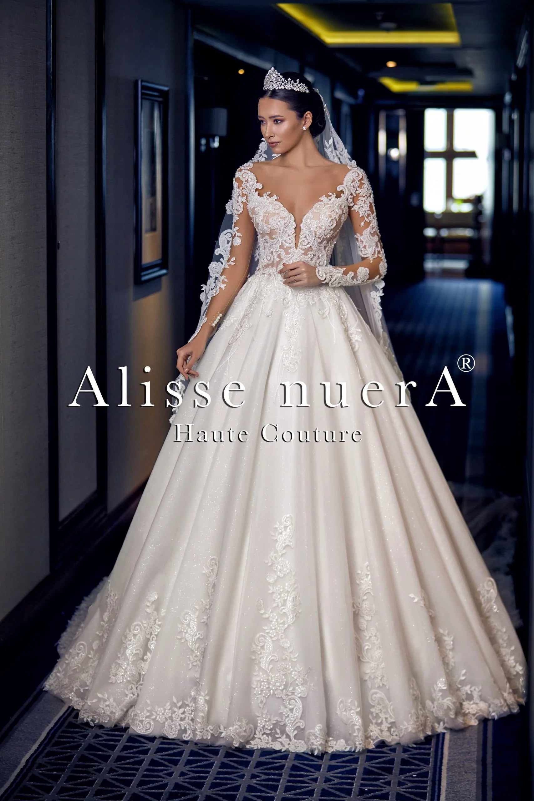 Lace Scalloped Sweetheart Neckline A Line Bridal Gown Off White / Lace / 12 Lace Scalloped Sweetheart Neckline A Line Bridal Gown Off White / Lace / 12